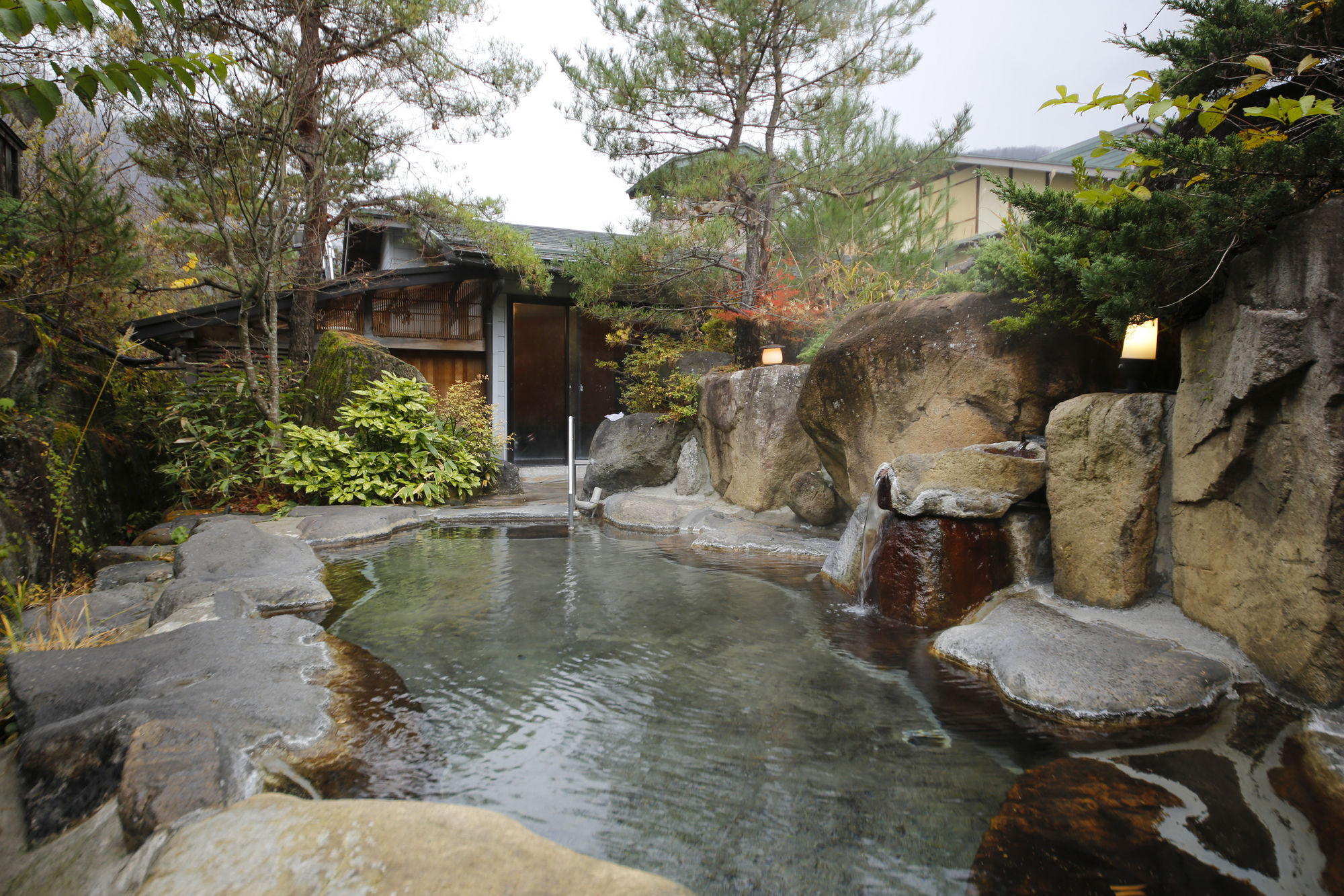 Ryokan Kutsuroginoya Yuu Такаяма Экстерьер фото