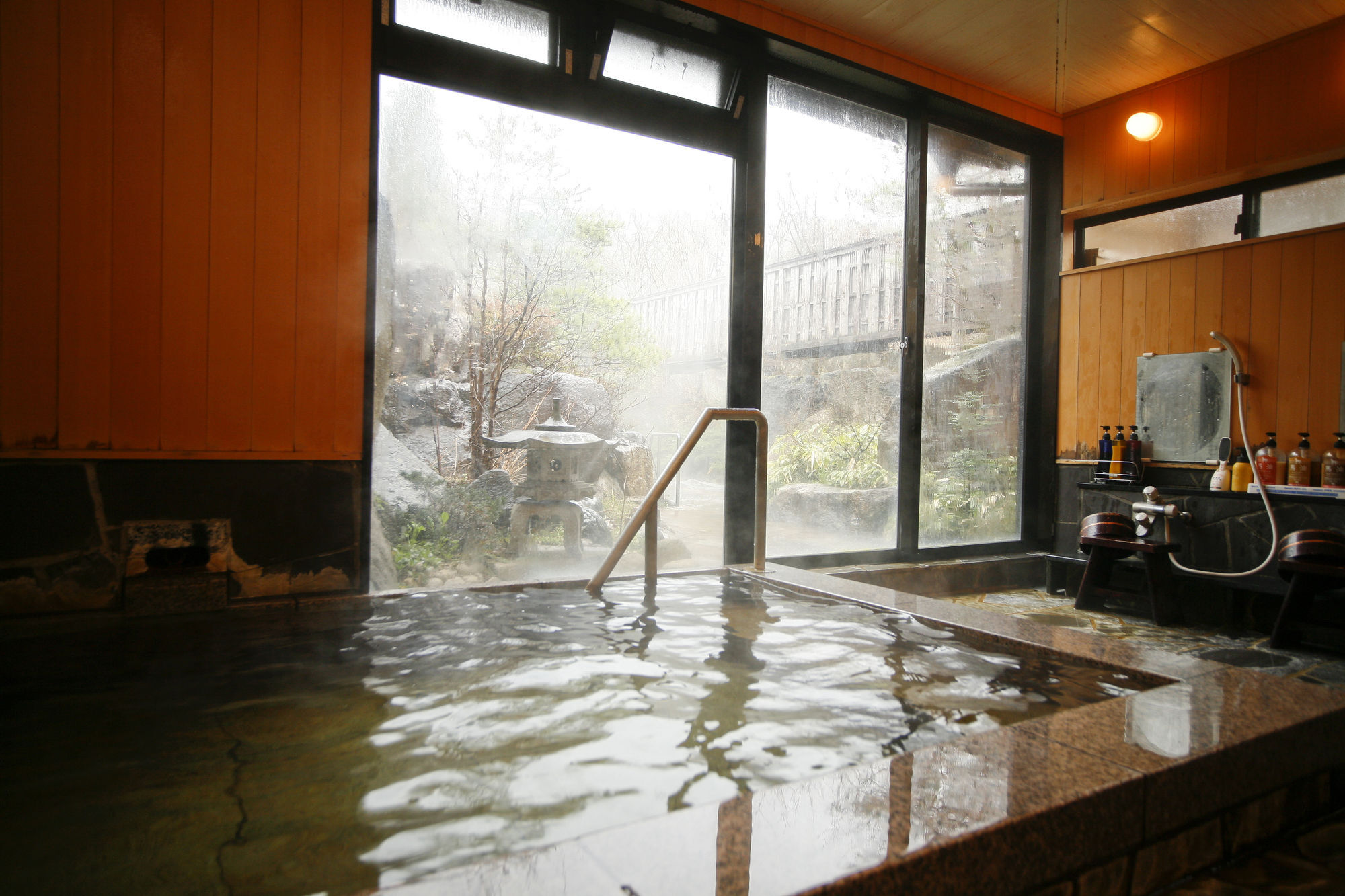 Ryokan Kutsuroginoya Yuu Такаяма Экстерьер фото