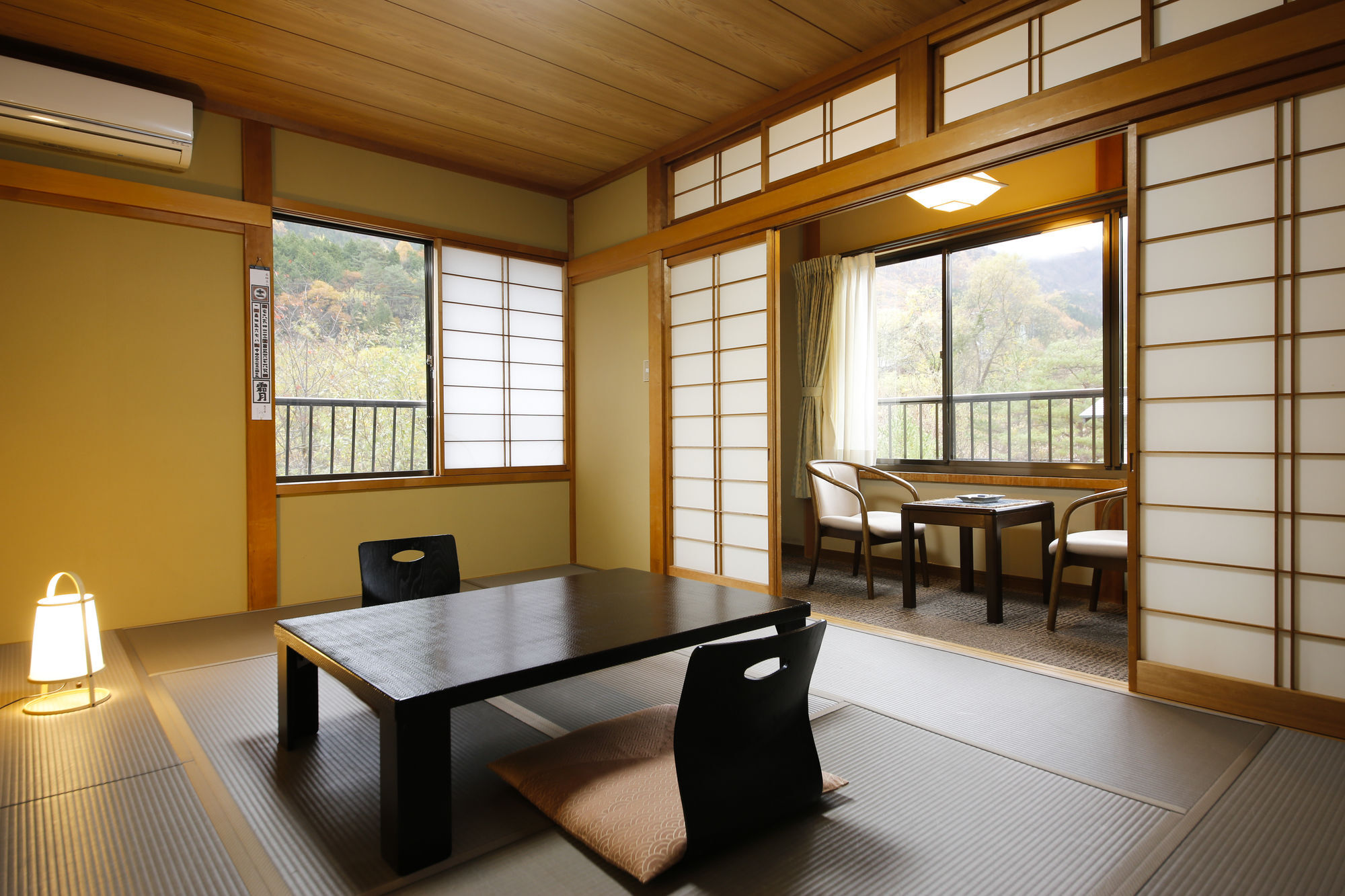 Ryokan Kutsuroginoya Yuu Такаяма Экстерьер фото