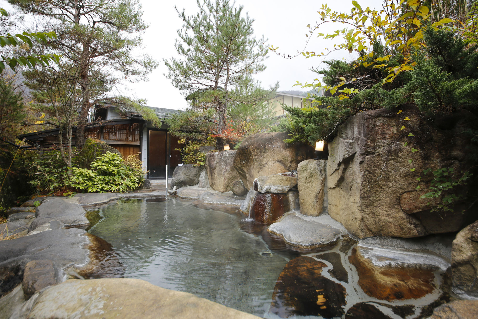 Ryokan Kutsuroginoya Yuu Такаяма Экстерьер фото